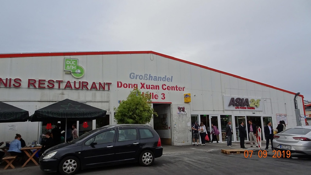Khảo sát Trung tâm Đồng Xuân tại Berlin